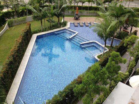 Q BAY RESIDENCES photo 5