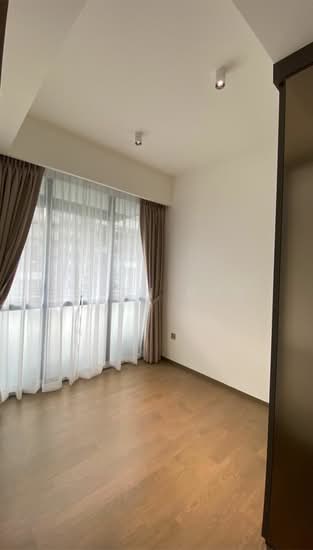 LEEDON GREEN image 1 of 8
