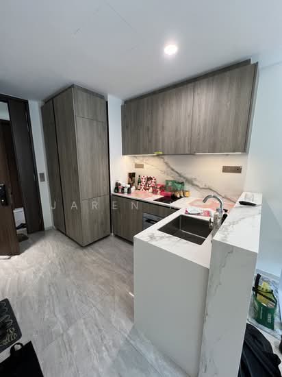 LEEDON GREEN photo 5