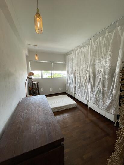 640 ROWELL ROAD photo 2