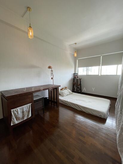 640 ROWELL ROAD photo 3