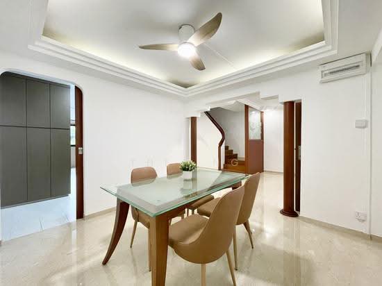221 Hougang Street 21 photo 4