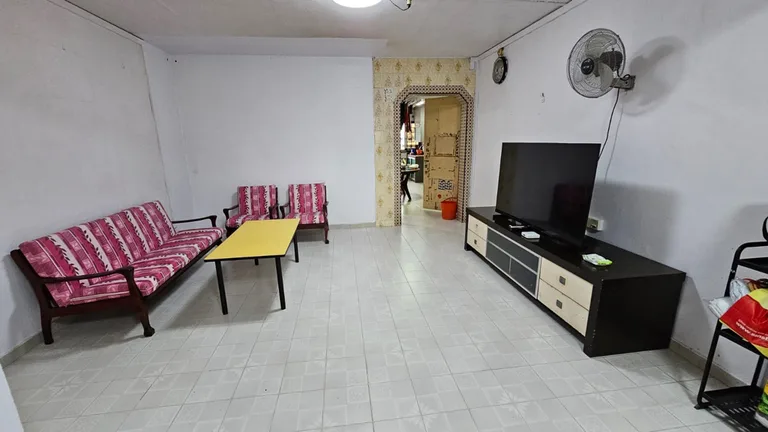 334 Ang Mo Kio Avenue 1 image 1 of 7