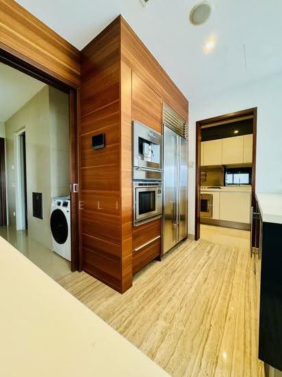 The Orchard Residences photo 3