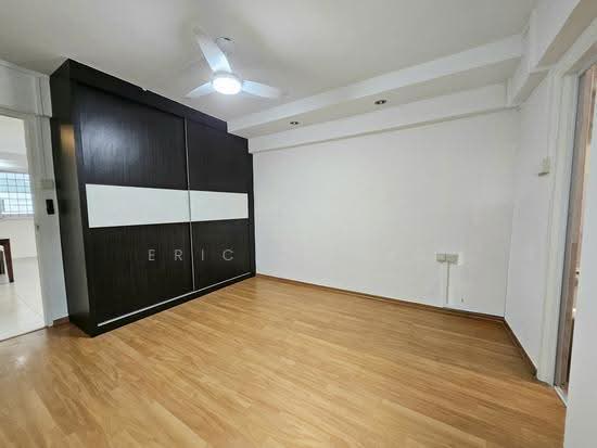 205 CLEMENTI AVENUE 6 photo 4