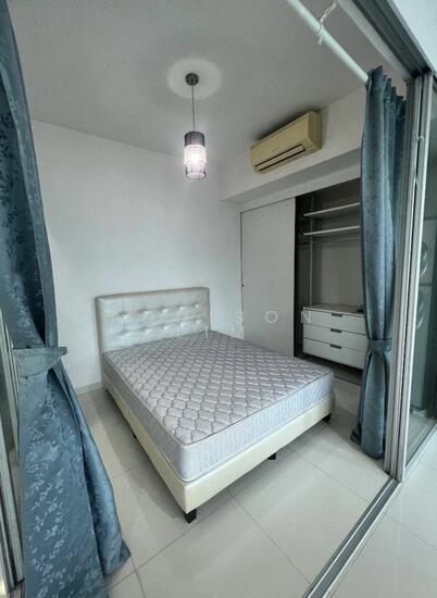 CITY SQUARE RESIDENCES photo 2