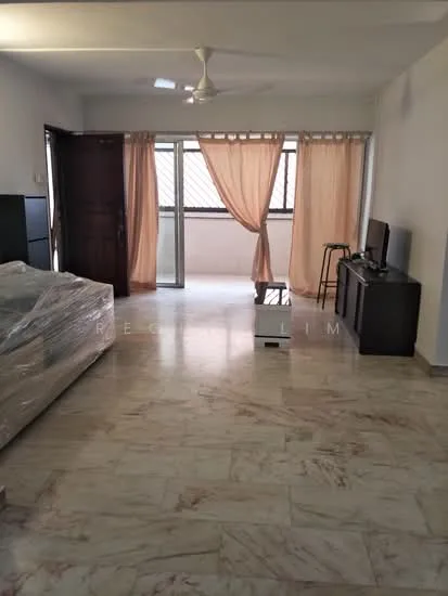 312 Jurong East Street 32 image 1 of 7