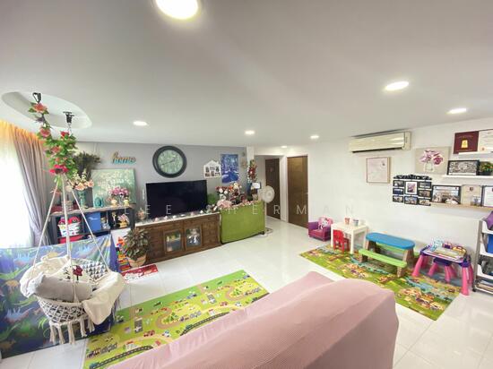 423 Yishun Avenue 11 image 1 of 6