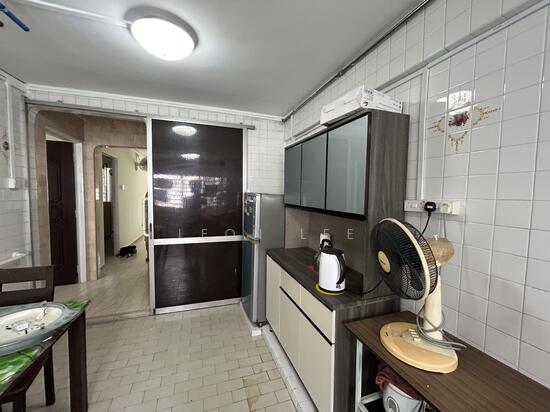 415 Hougang Avenue 10 photo 2