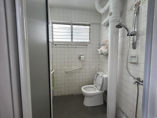 415 Hougang Avenue 10 photo 3