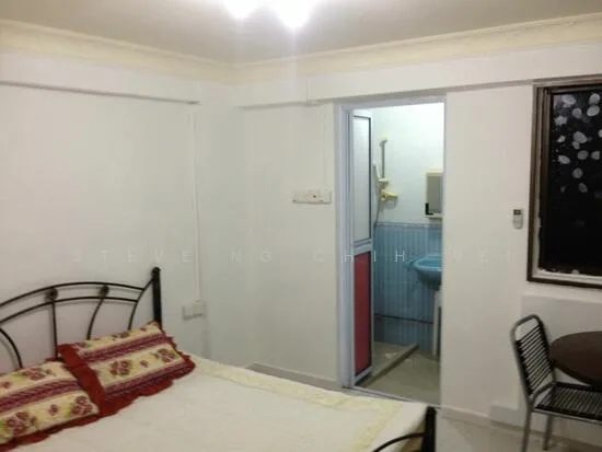 52 Lengkok Bahru image 1 of 9
