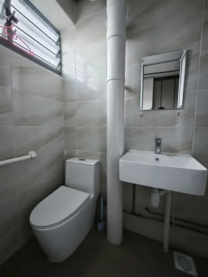 5 Toh Yi Drive image 1 of 10
