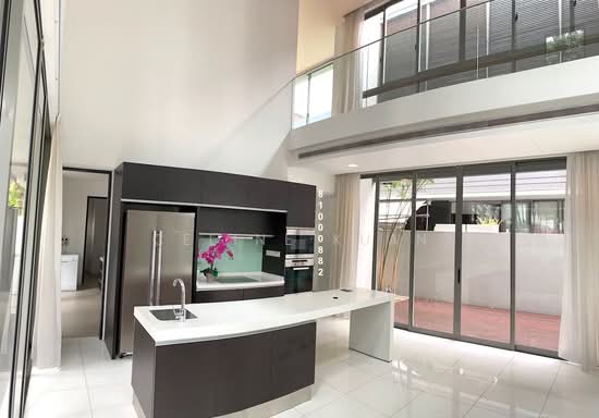 Farrer Road Holland Bukit Timah image 1 of 9