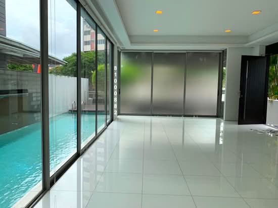 Farrer Road Holland Bukit Timah photo 3