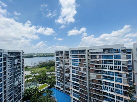 Q BAY RESIDENCES image 1 of 10