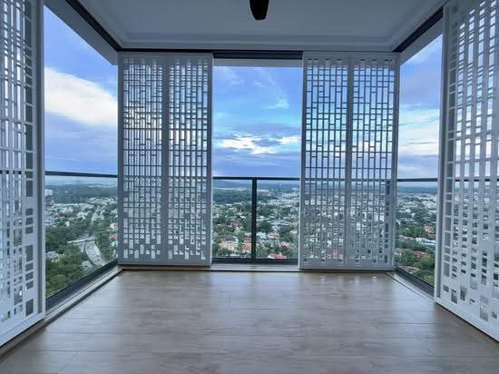 ONE HOLLAND VILLAGE RESIDENCES image 1 of 5