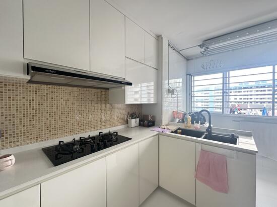 549 ANG MO KIO AVENUE 10 photo 2