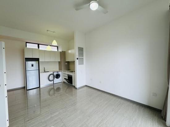 Stratum photo 2