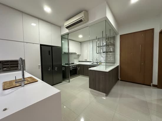 WOODHAVEN photo 3