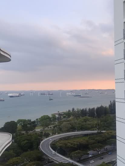 COASTLINE RESIDENCES photo 3