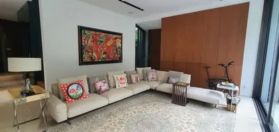 Near RGPS Beautiful Bungalow 2sty with basement image 1 of 10