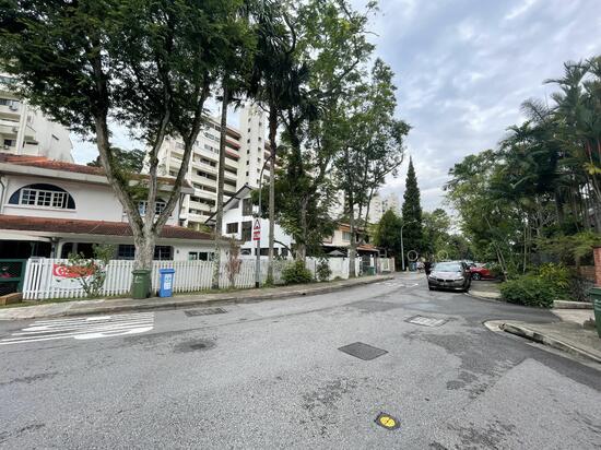 Hillcrest Road photo 2