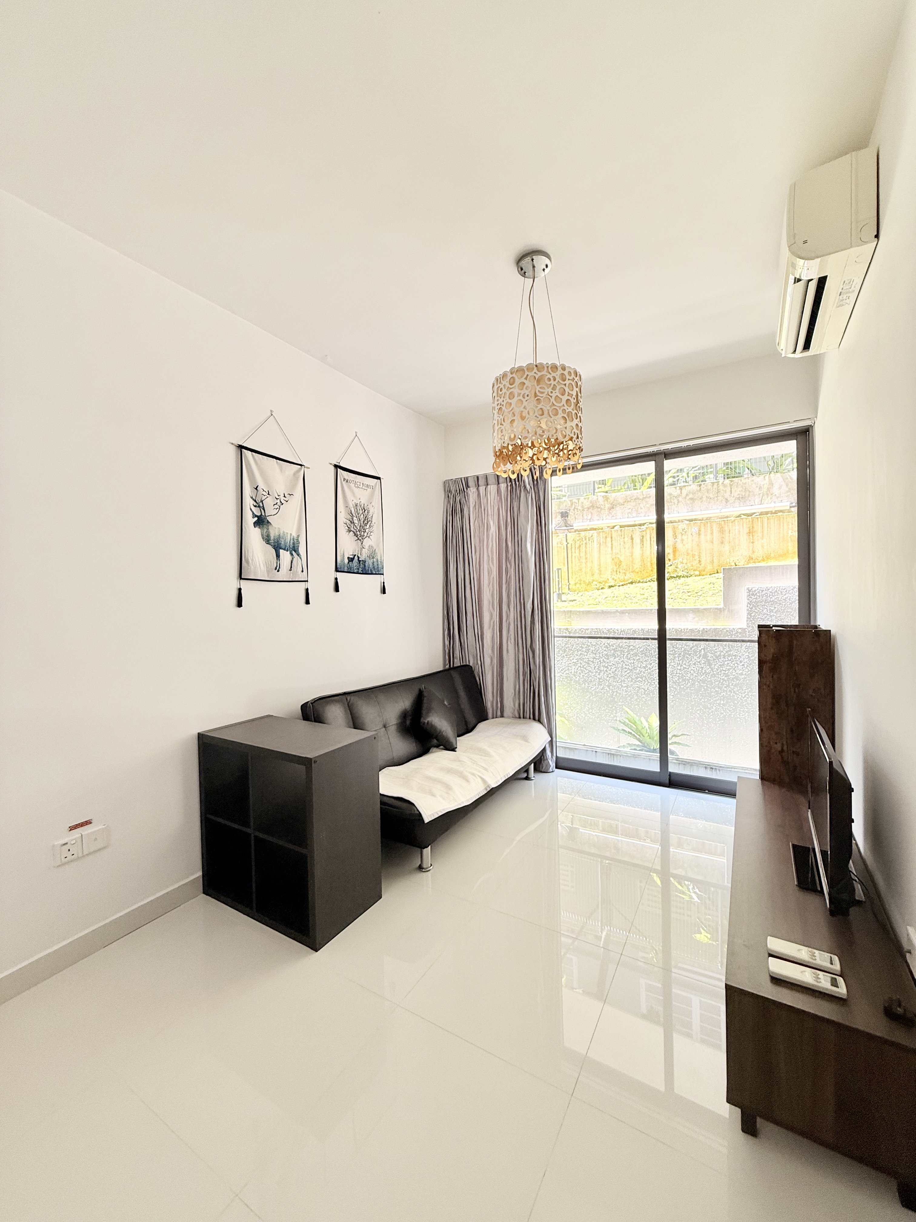 MOUNT SOPHIA SUITES