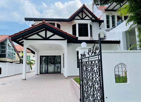 Well Renovated Semi D in Serangoon Gardens image 1 of 10