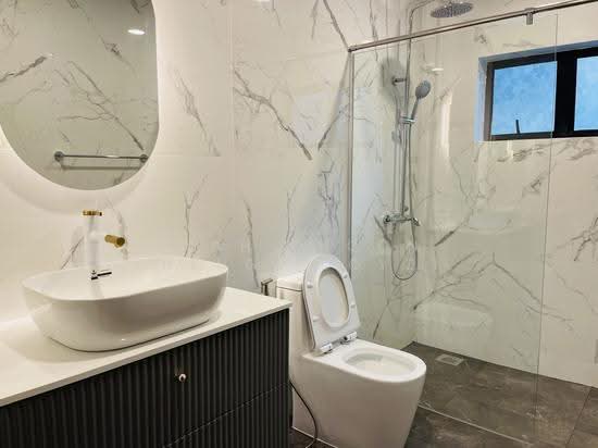 Well Renovated Semi D in Serangoon Gardens photo 5