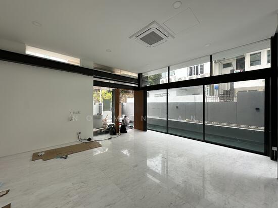 Li Hwan Drive photo 4