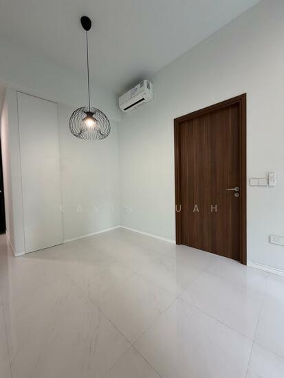 83 PHOENIX AVENUE photo 3