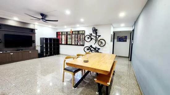 196 Rivervale Drive image 1 of 10