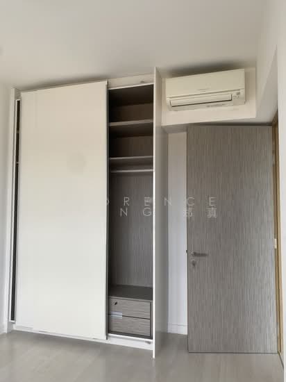 D'Leedon photo 5
