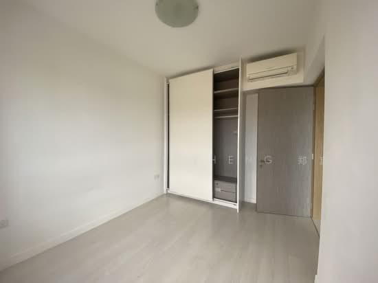 D'Leedon photo 6