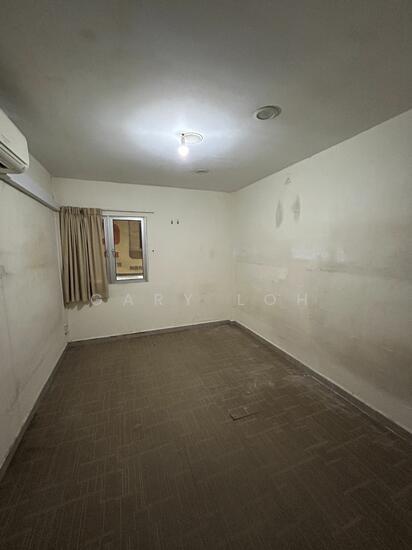 8 EUNOS CRESCENT image 1 of 8