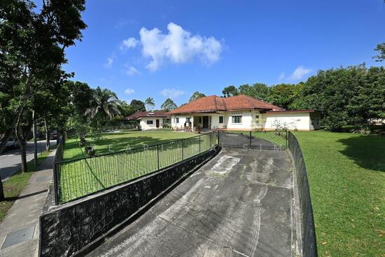 Good Class Bungalow @ Binjai Park image 1 of 3