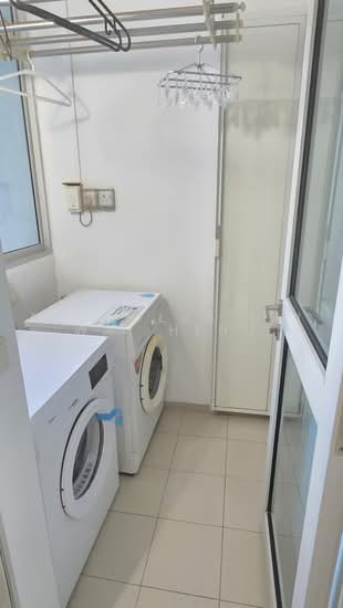 THE METROPOLITAN CONDOMINIUM photo 4