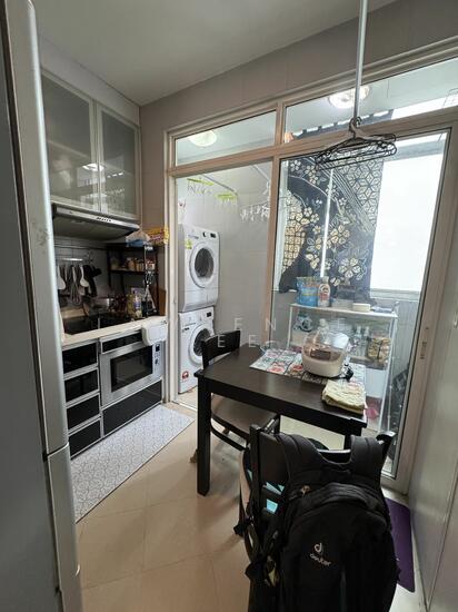 Carlyx Residence photo 3