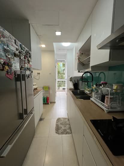 PINETREE CONDOMINIUM photo 4