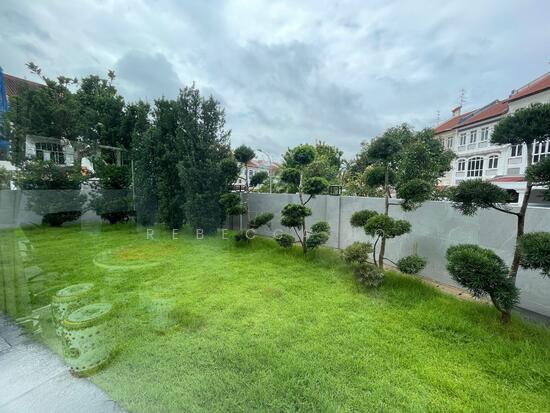 Loyang Villas