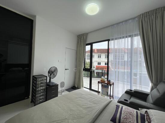 Loyang Villas photo 6