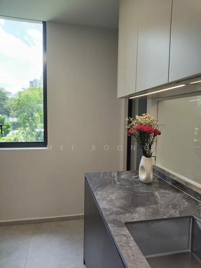 LEEDON GREEN photo 3