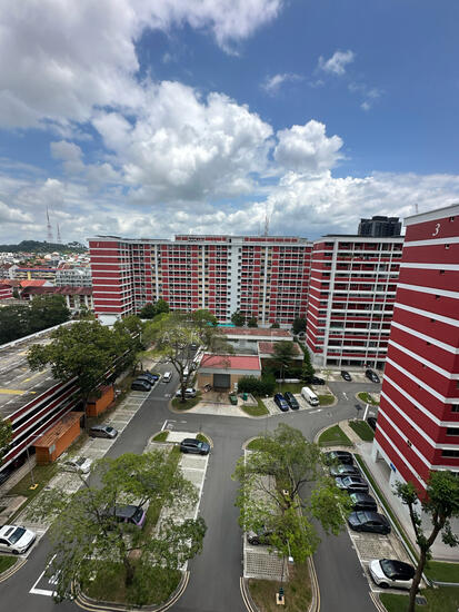 4 TOH YI DRIVE