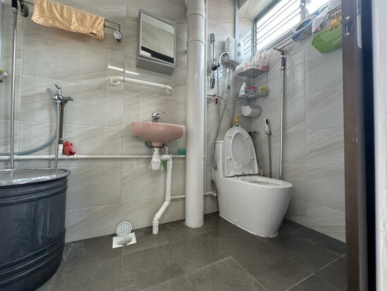 4 TOH YI DRIVE photo 5