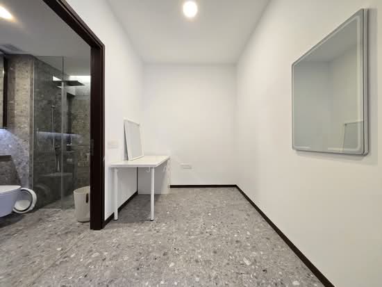 ONE PEARL BANK photo 6
