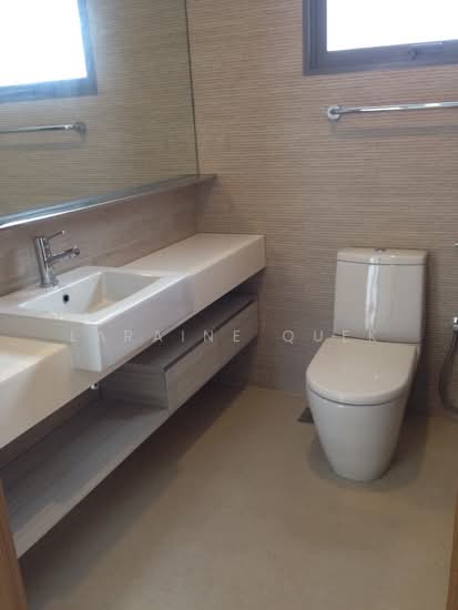 THE SHORE RESIDENCES photo 2