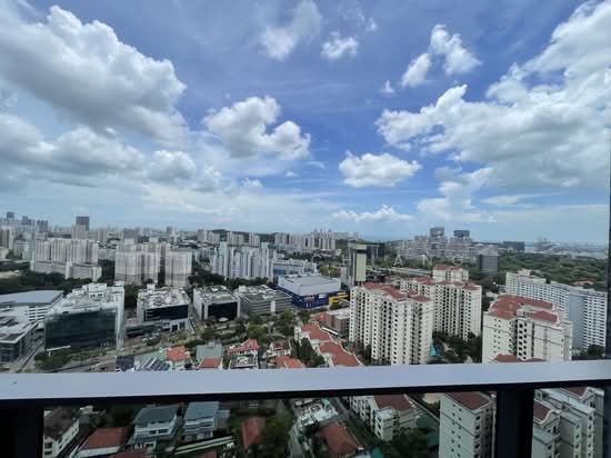 STIRLING RESIDENCES photo 4