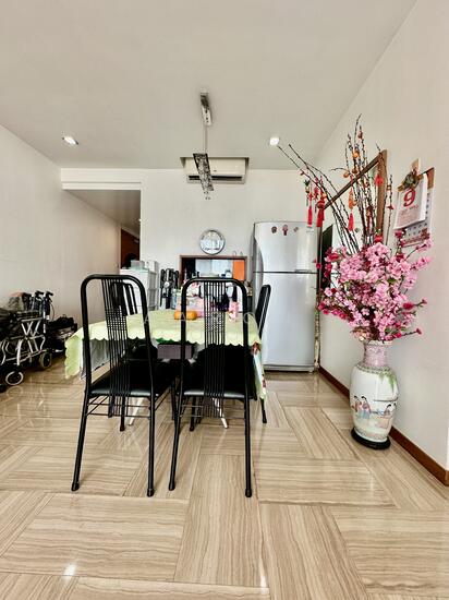 HILLVIEW REGENCY photo 3