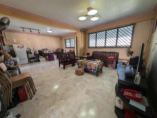 897 TAMPINES STREET 81 photo 3