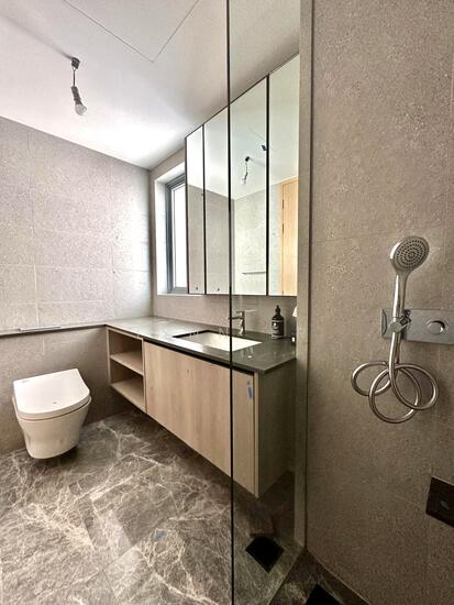 ONE HOLLAND VILLAGE RESIDENCES photo 4